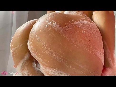 ❤️ UBrunette uphulula amaphambili ePussy ngeVibrator ukuya kwi-Intense Orgasm kwiShower Isondo kwi-xh.pornoxlxx.ru ❤